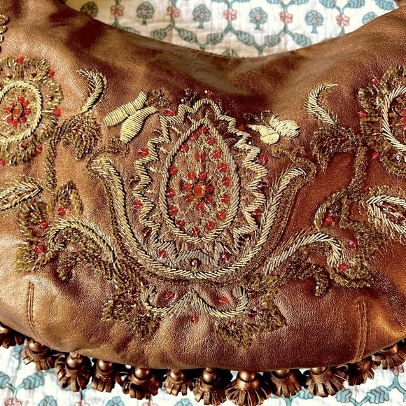 ISABELLA FIORE Morgan Embroidered Butterfly Boho Beaded Bag + Suede Wristlet - Picture 4 of 15